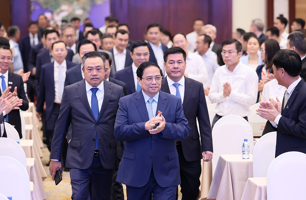 Nhà nước rất chú trọng phát triển bền vững ngành dầu khí - Ảnh 1. Nhà nước rất chú trọng phát triển bền vững ngành dầu khí - Ảnh 1.