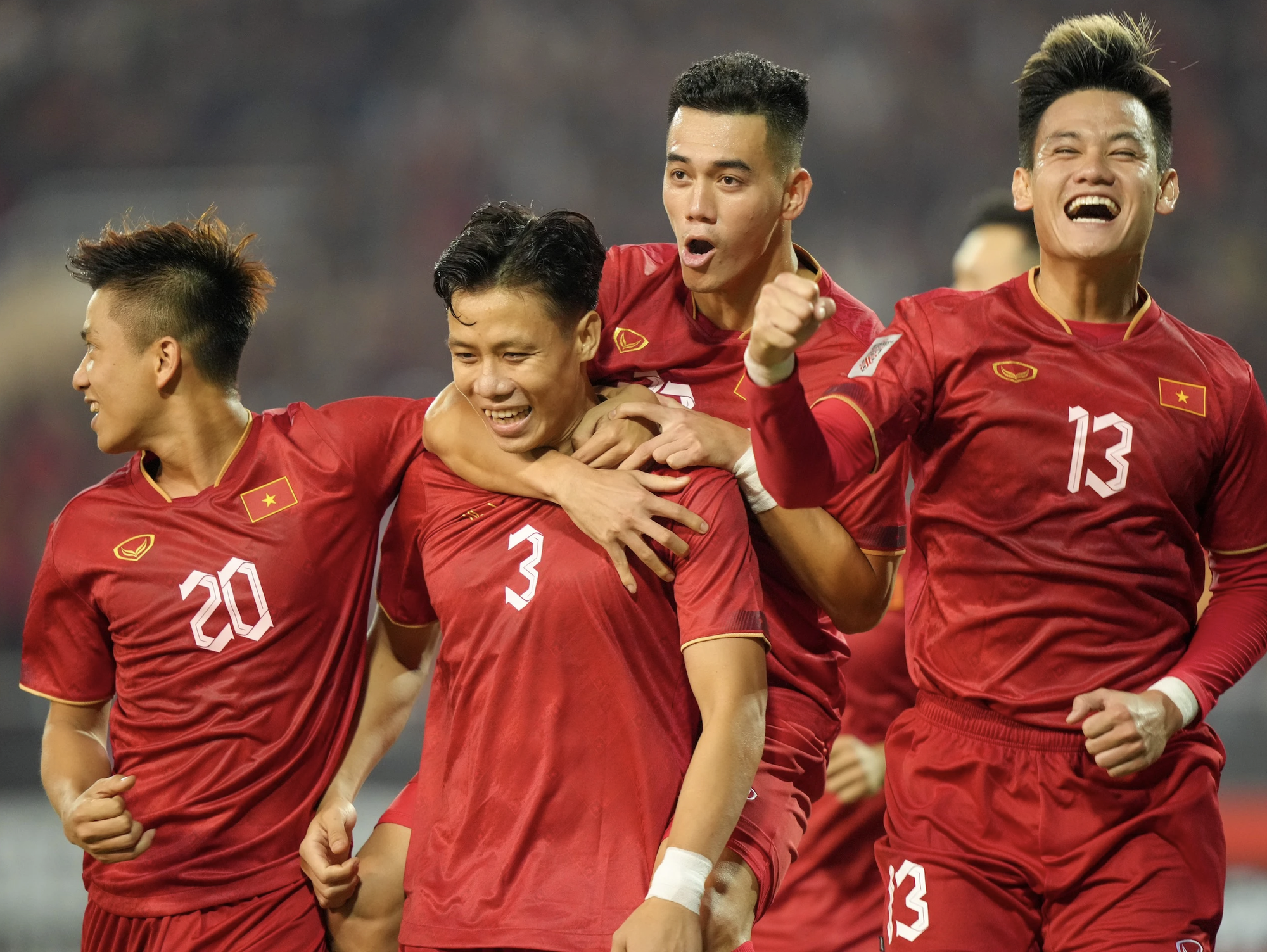 Bóng đá Việt Nam thăng hoa ở năm 2022, VFF được AFC vinh danh - Ảnh 2.