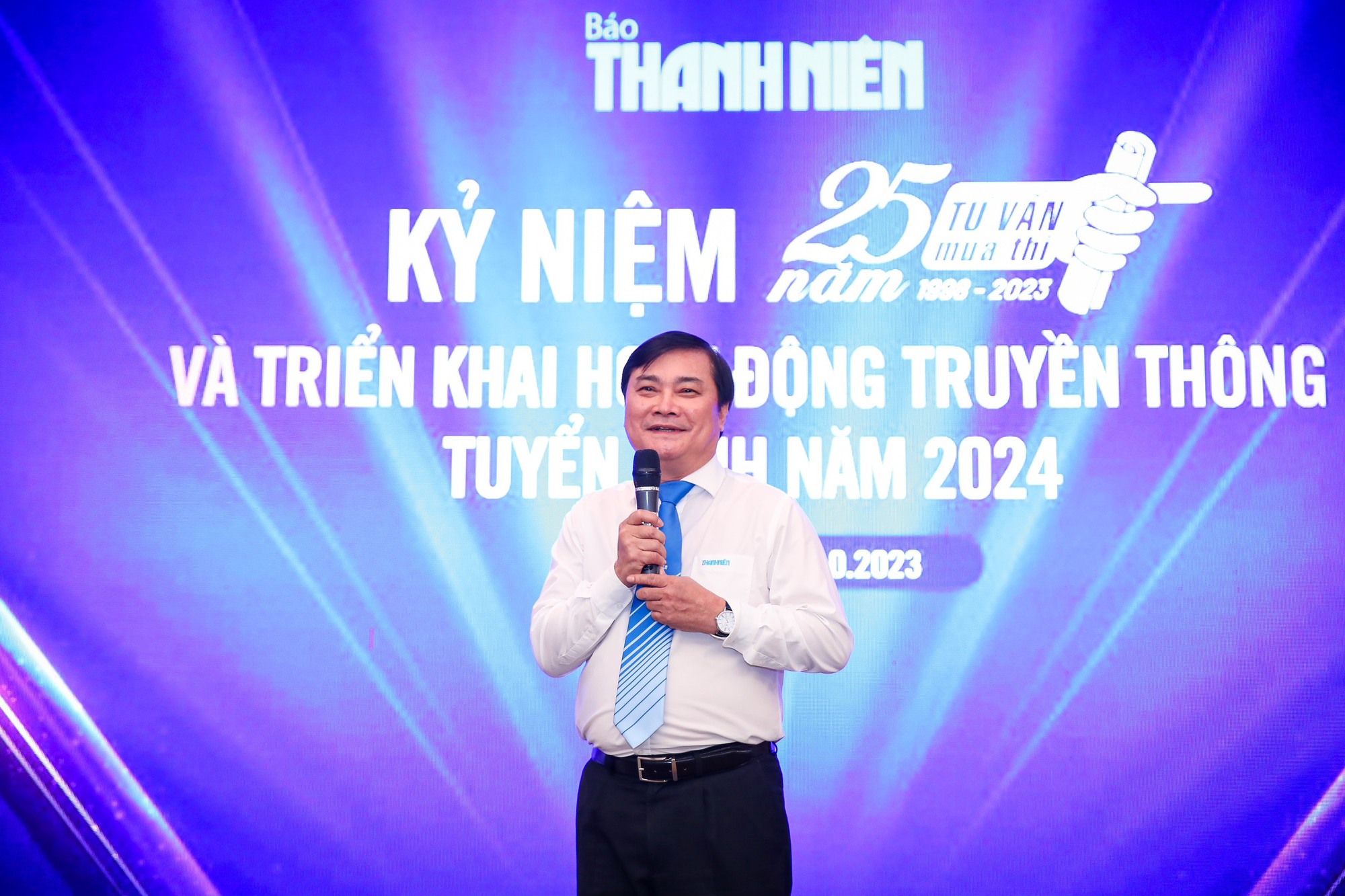 25 năm 'Tư vấn mùa thi' của Báo Thanh Niên: Đầu tiên và lan tỏa - Ảnh 5. 25 năm 'Tư vấn mùa thi' của Báo Thanh Niên: Đầu tiên và lan tỏa - Ảnh 5.