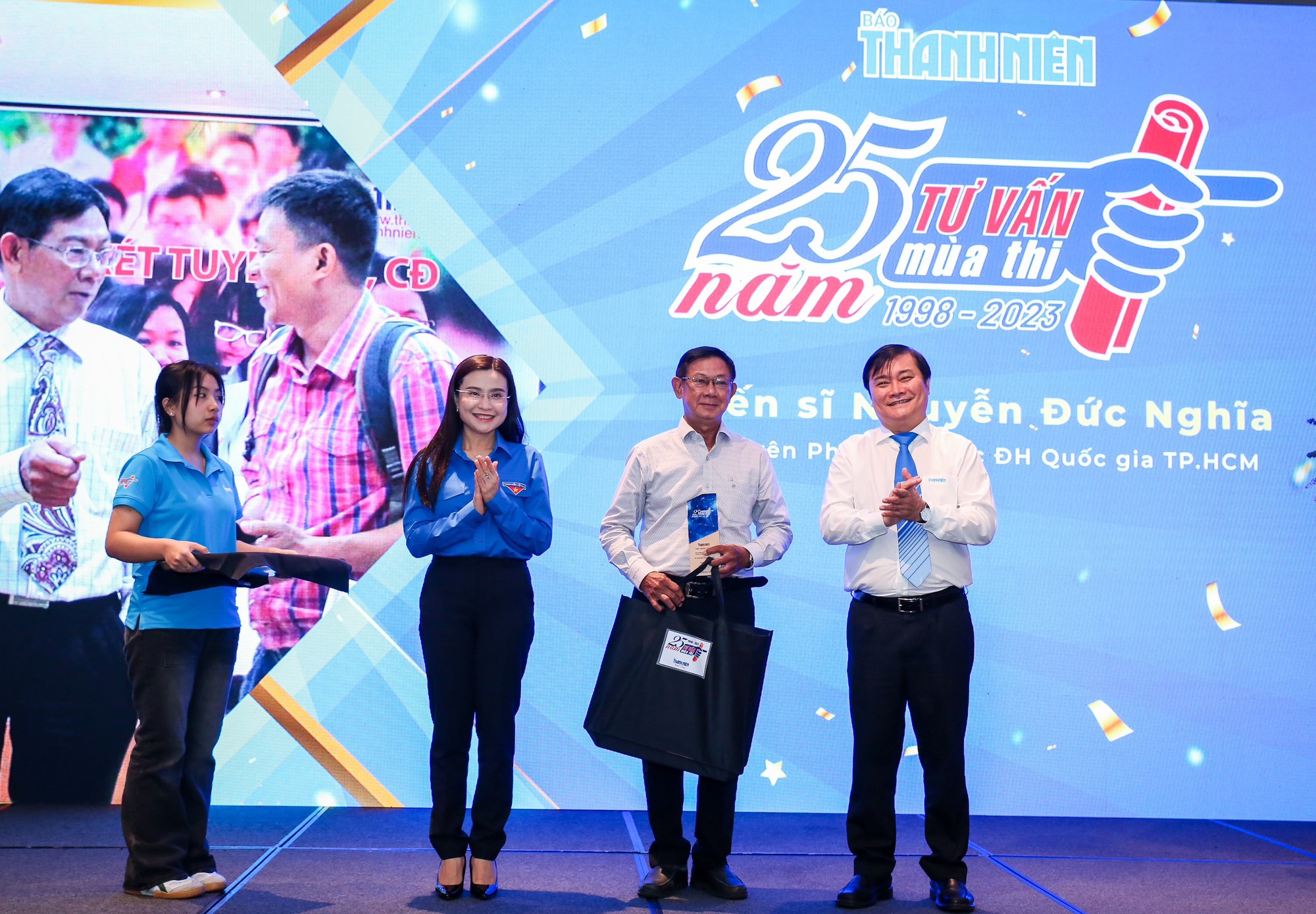 Bí thư T.Ư Đoàn Nguyễn Phạm Duy Trang chúc mừng 25 năm 'Tư vấn mùa thi' - Ảnh 4.