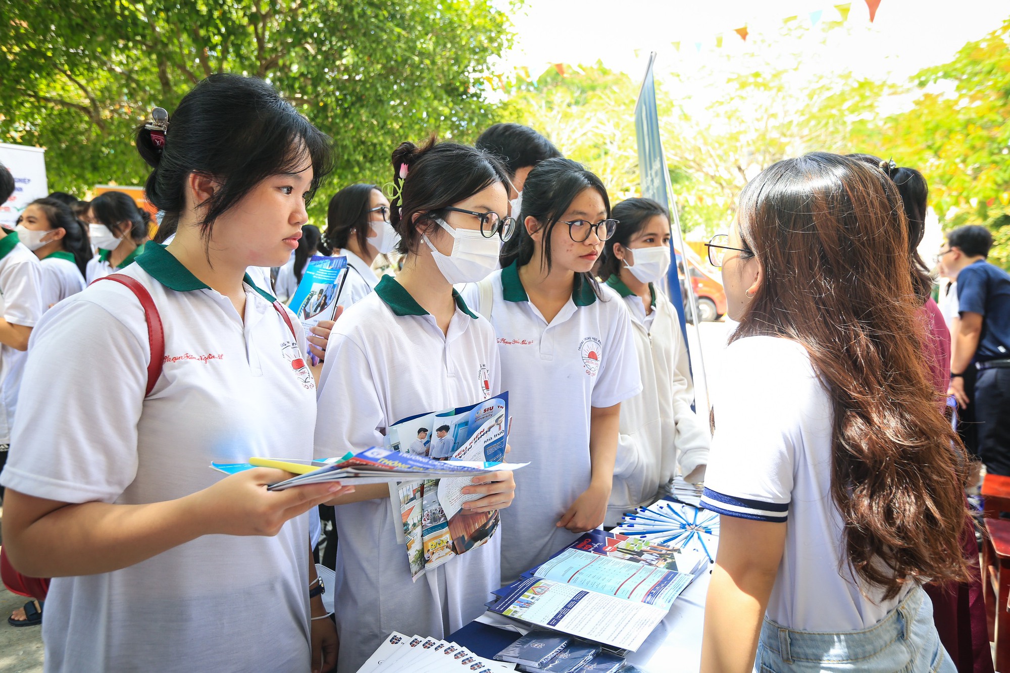 25 năm 'Tư vấn mùa thi' của Báo Thanh Niên: Đầu tiên và lan tỏa - Ảnh 7.