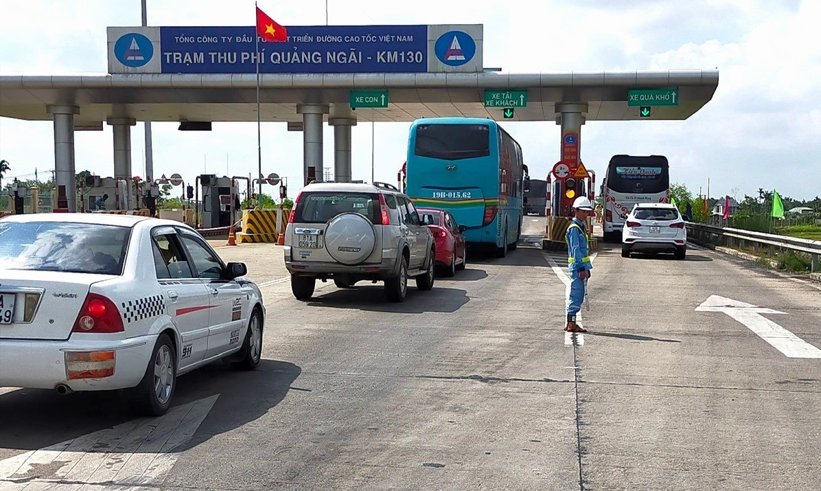 VEC dự kiến tăng phí 4 tuyến cao tốc - Ảnh 1. VEC dự kiến tăng phí 4 tuyến cao tốc - Ảnh 1.