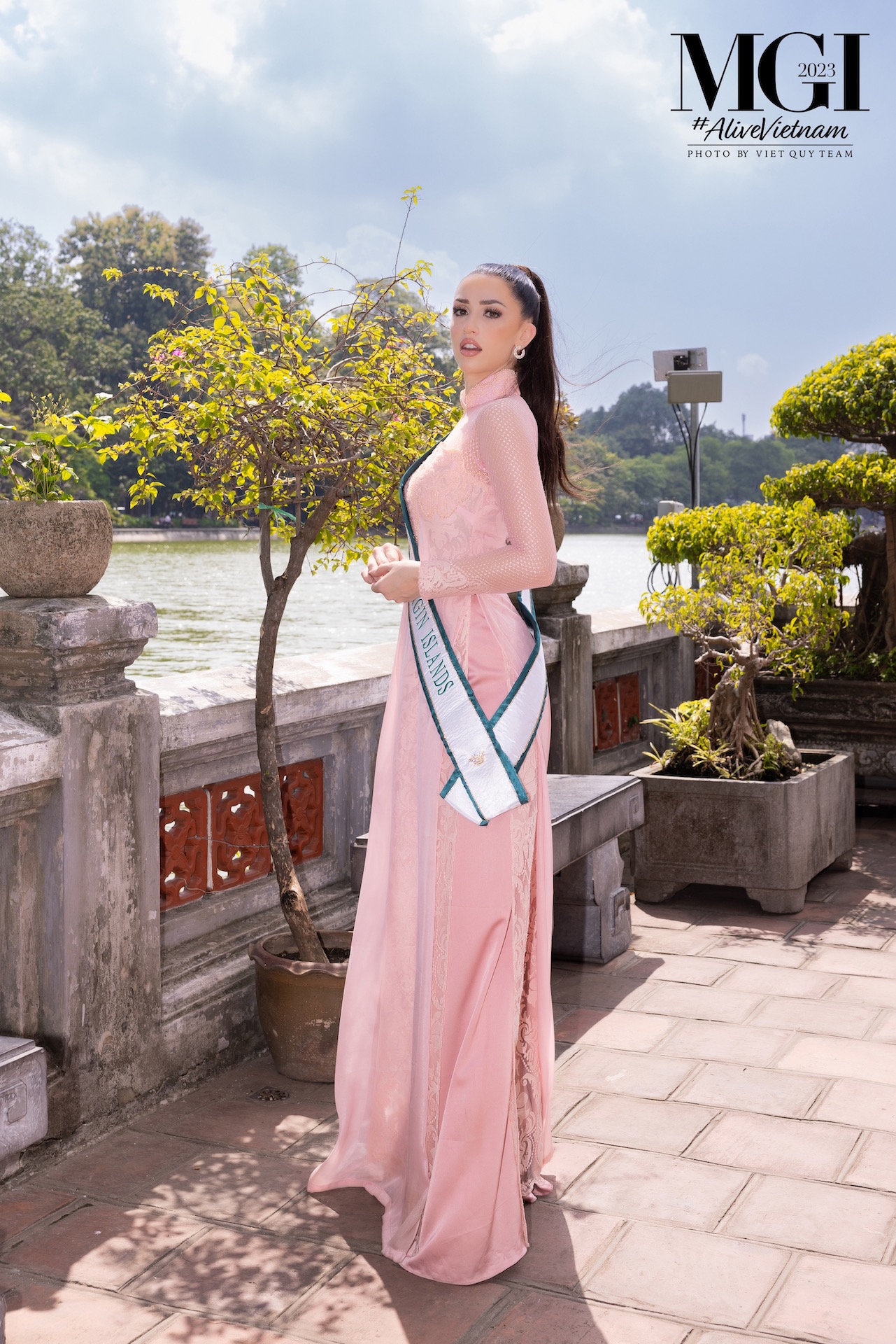 Dàn mỹ nhân 'Miss Grand International 2023' khoe sắc với áo dài Việt Nam   - Ảnh 10.