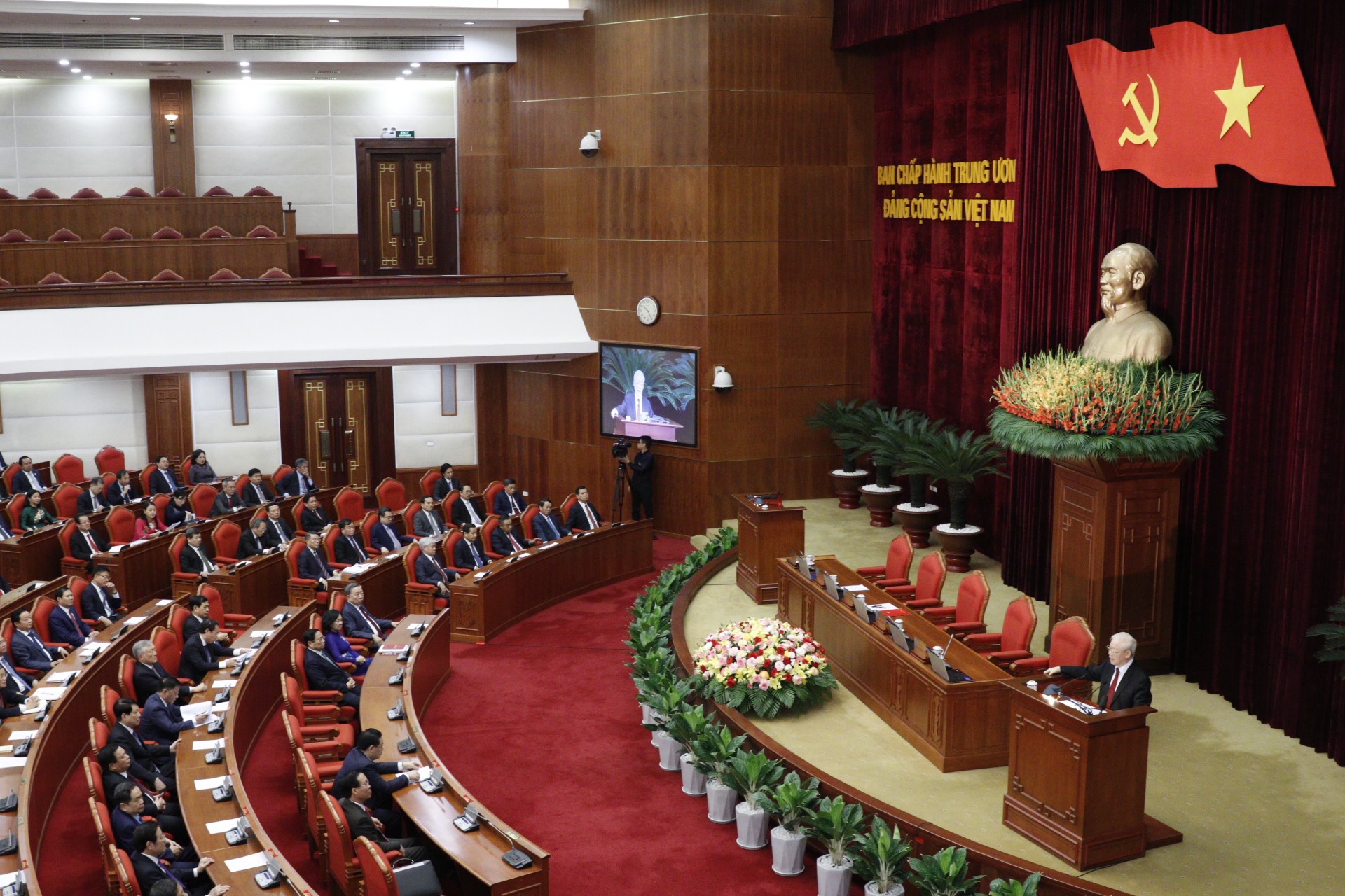 Tổng Bí thư: Bộ Chính trị sớm quyết định quy hoạch nhân sự T.Ư Đảng khóa XIV - Ảnh 4.