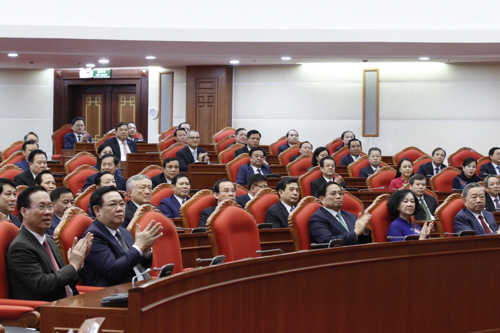 Tổng Bí thư: Bộ Chính trị sớm quyết định quy hoạch nhân sự T.Ư Đảng khóa XIV - Ảnh 6.
