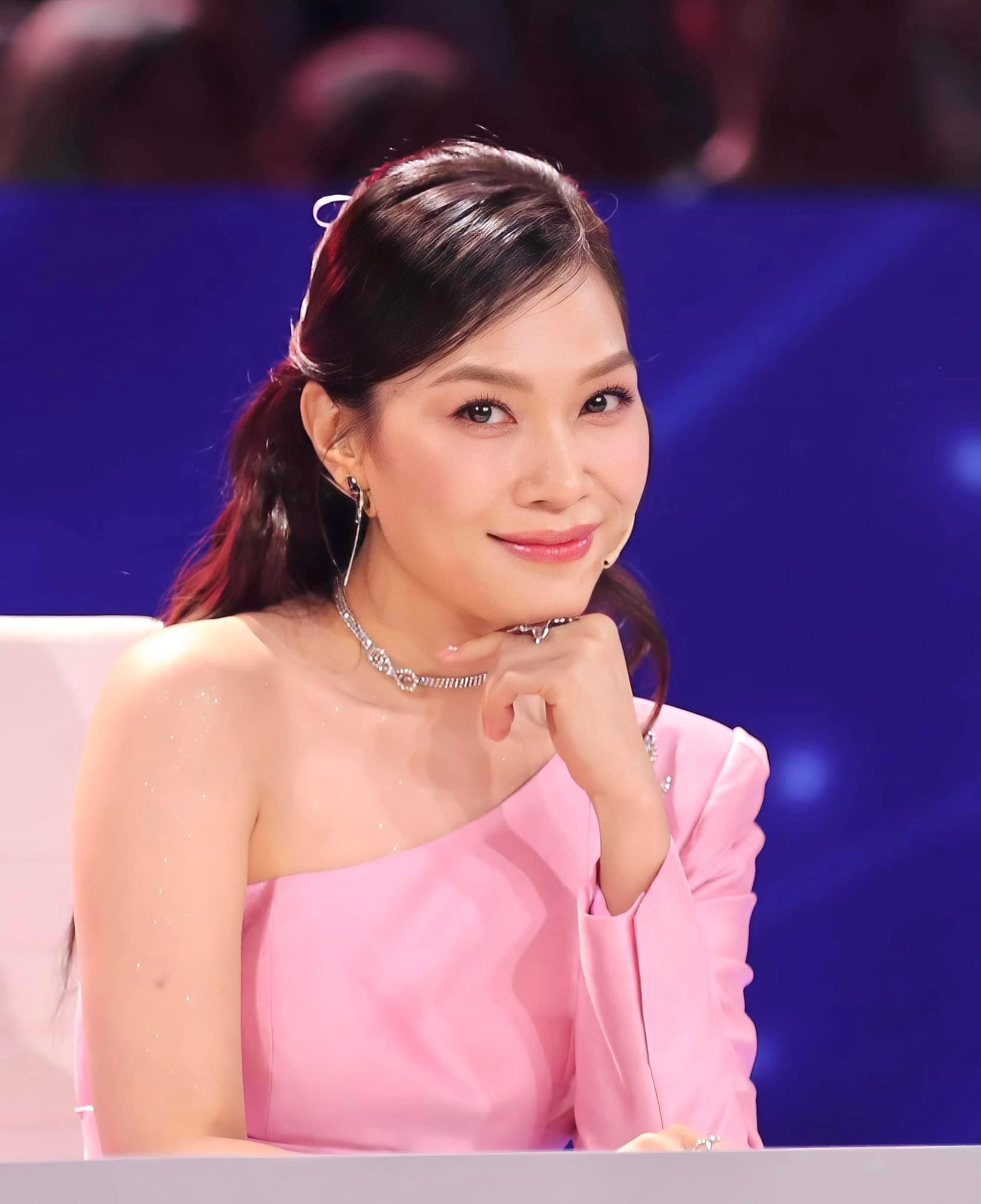 Phong cách thời trang của Mỹ Tâm tại Vietnam Idol 2023