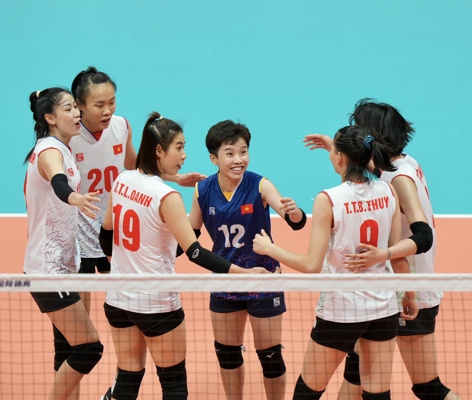 Đội tuyển bóng chuyền nữ Việt Nam sắp dự giải thế giới, Thanh Thúy sang Nhật Bản - Ảnh 3.