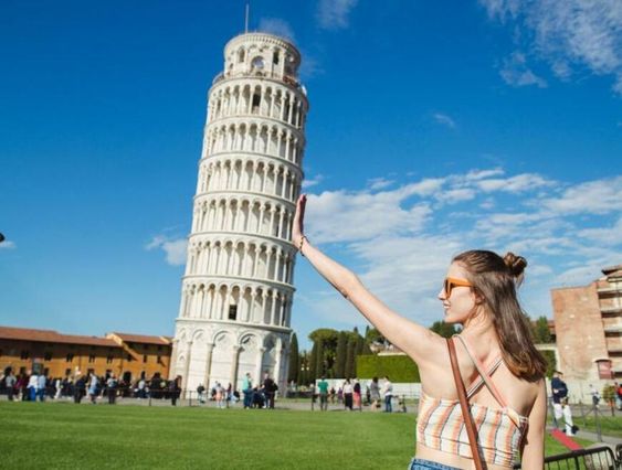 Khám phá vẻ đẹp độc đáo của tháp nghiêng Pisa   - Ảnh 1.