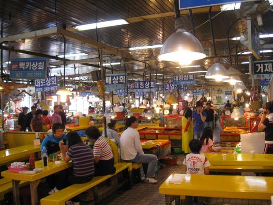 Chợ cá Jagalchi - Điểm đến hấp dẫn cho mọi tín đồ ẩm thực tại Busan - Ảnh 3.