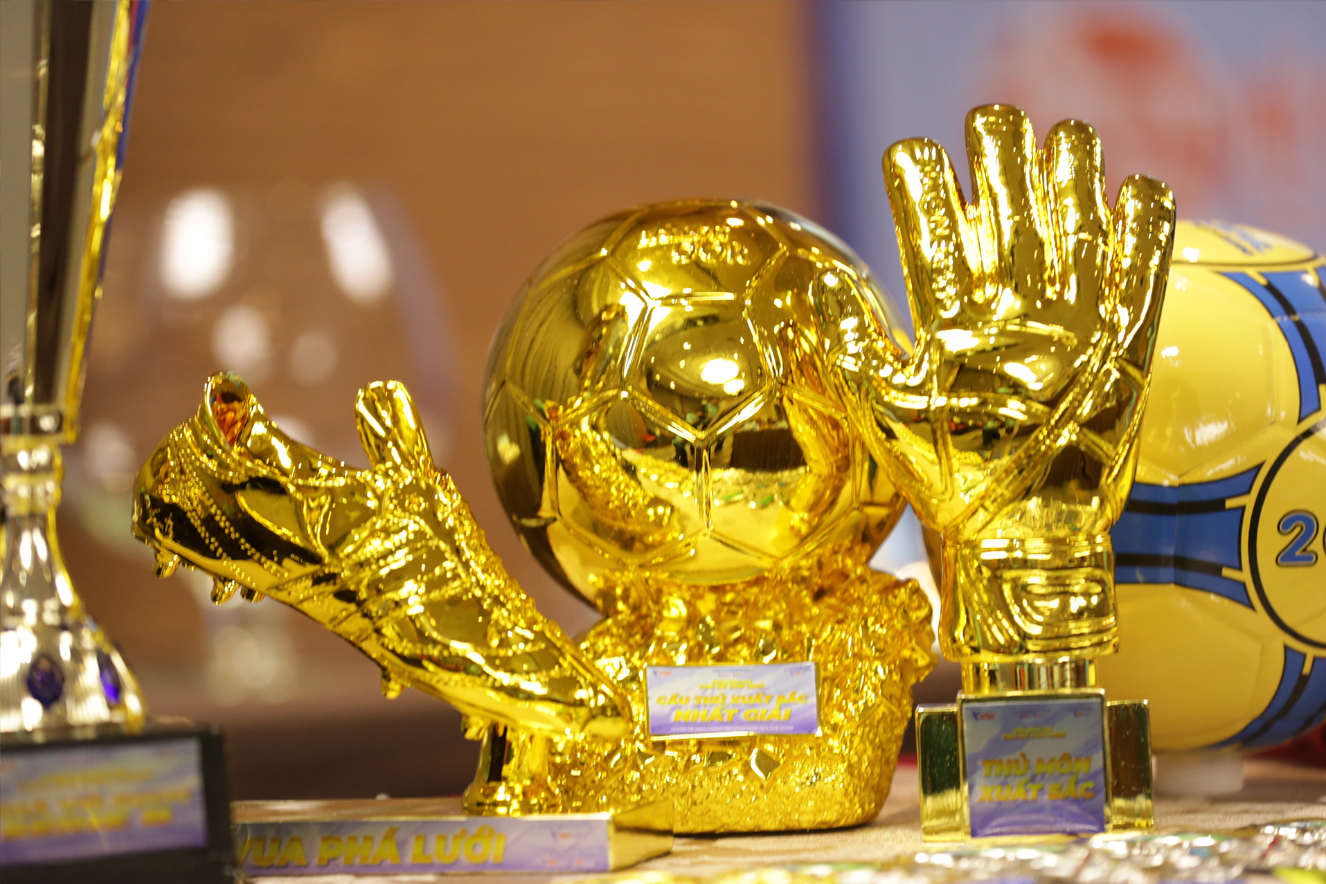 Giải bóng đá CEO SG Cup 2023 hứa hẹn kịch tính - Ảnh 4. Giải bóng đá CEO SG Cup 2023 hứa hẹn kịch tính - Ảnh 4.