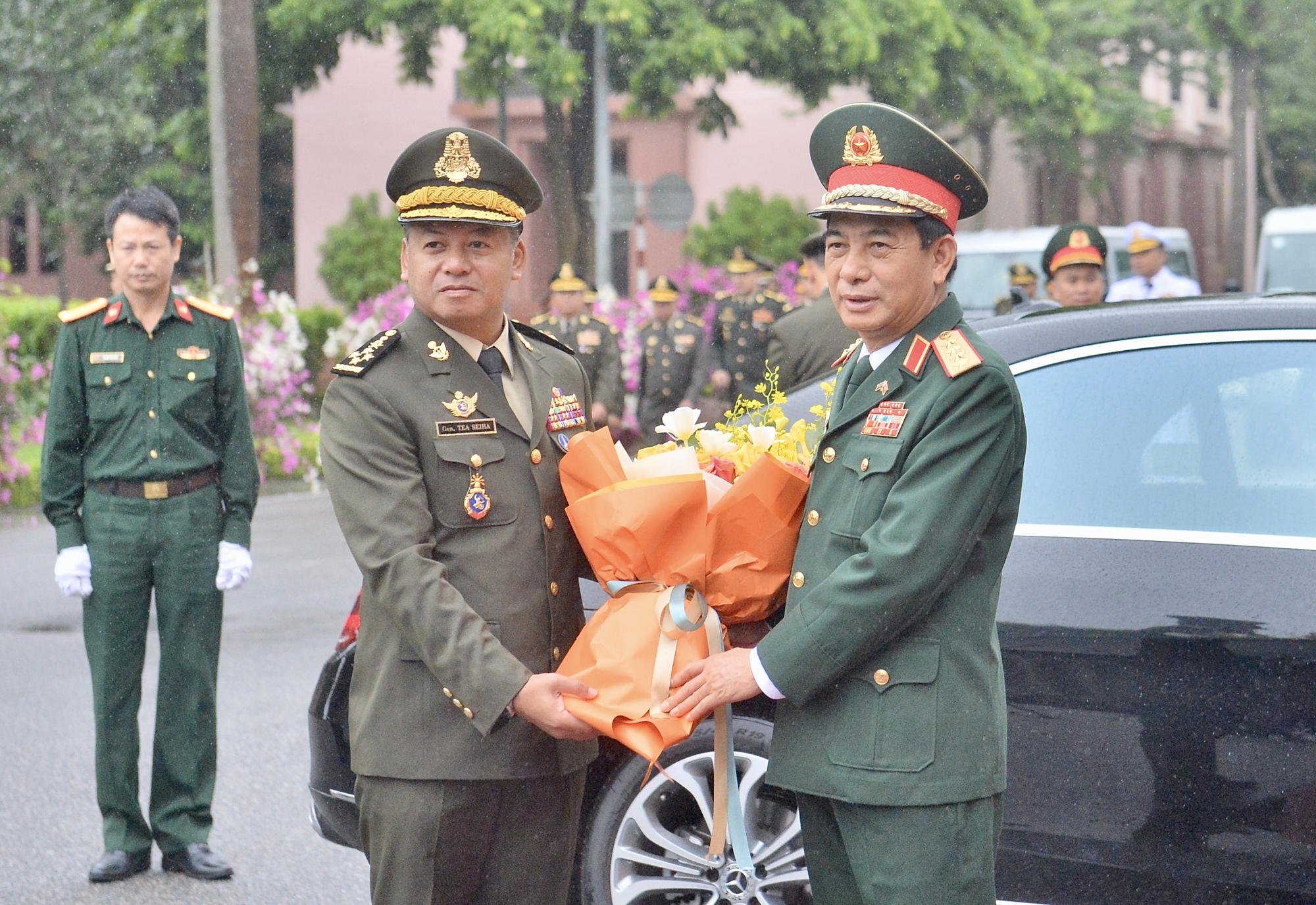 Đưa hợp tác quốc phòng Việt Nam - Campuchia phát triển lên tầm cao mới - Ảnh 1.