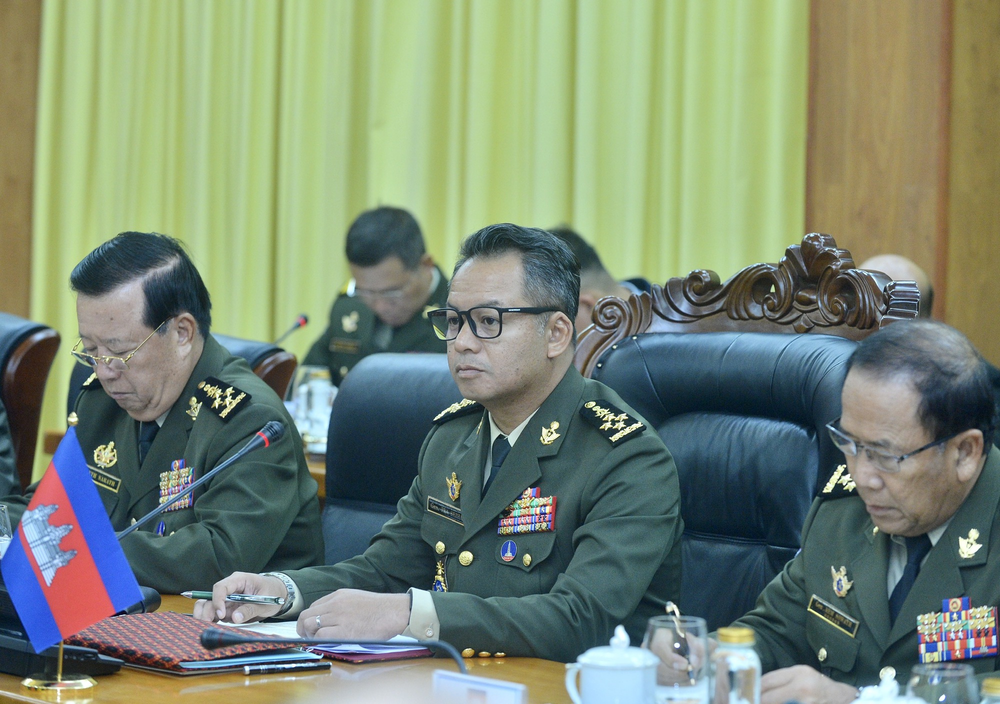 Đưa hợp tác quốc phòng Việt Nam - Campuchia phát triển lên tầm cao mới - Ảnh 4.