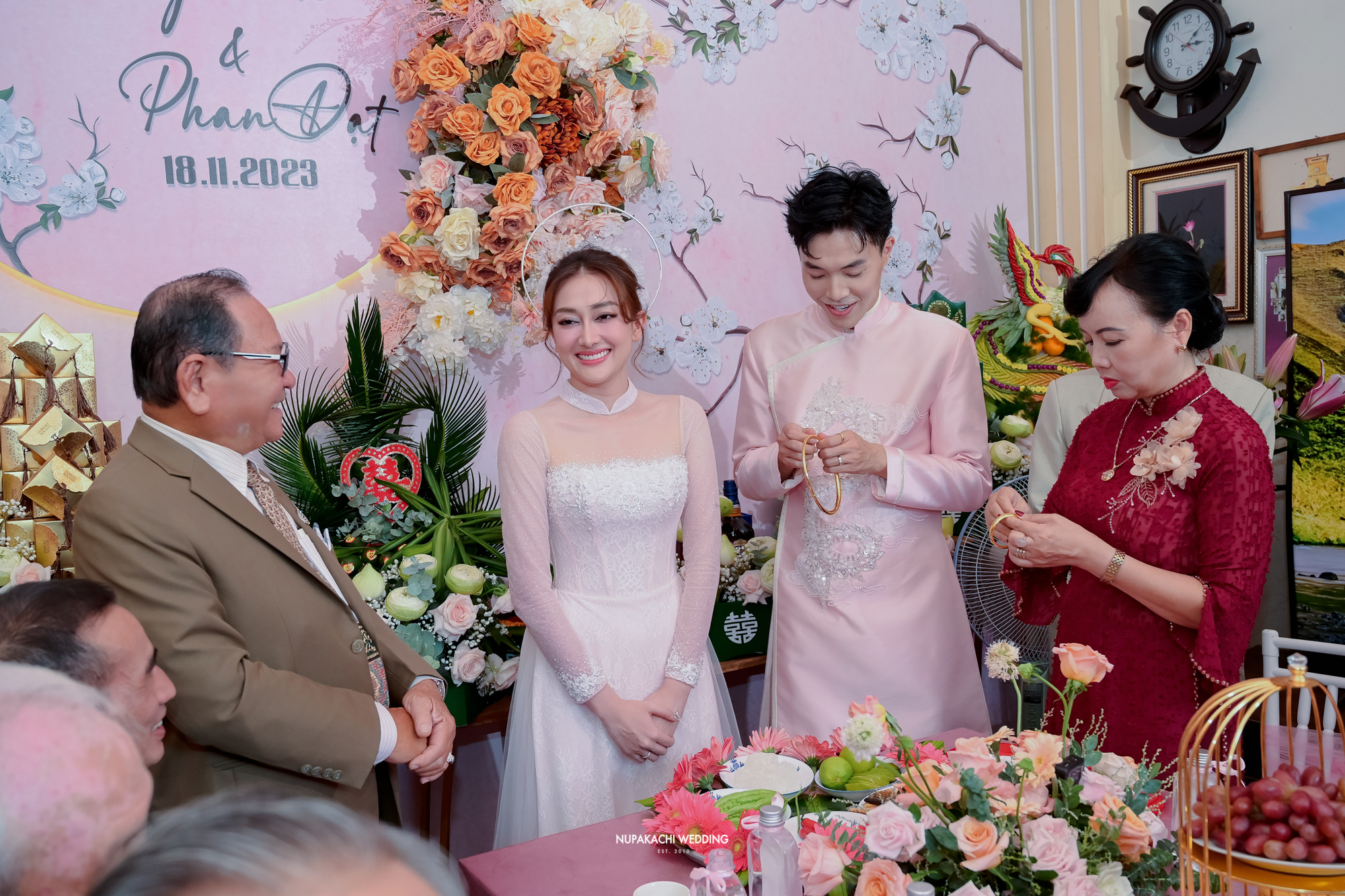 Diễn viên Phương Lan được mẹ chồng tặng quà cưới 'khủng'  - Ảnh 2.