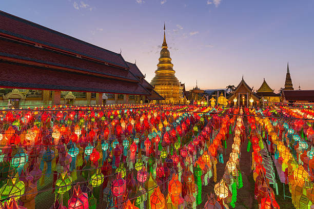 Khám phá Lễ Hội Yi Peng - Ngắm Đèn Lồng Thả Trời Ở Chiang Mai - Ảnh 3.