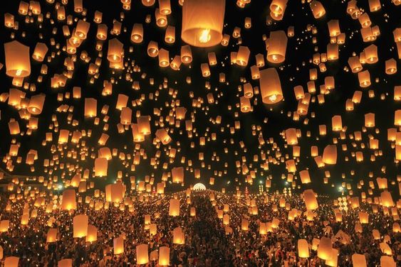 Khám phá Lễ Hội Yi Peng - Ngắm Đèn Lồng Thả Trời Ở Chiang Mai - Ảnh 1.