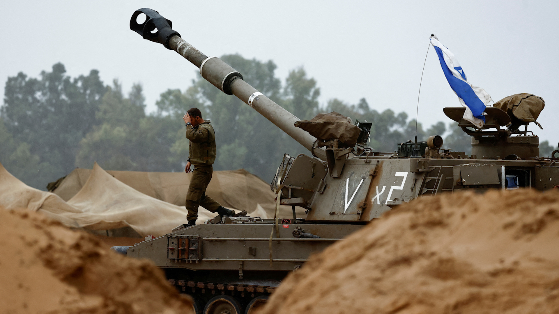 Israel tấn công miền nam Gaza, hàng chục người thiệt mạng - Ảnh 1.