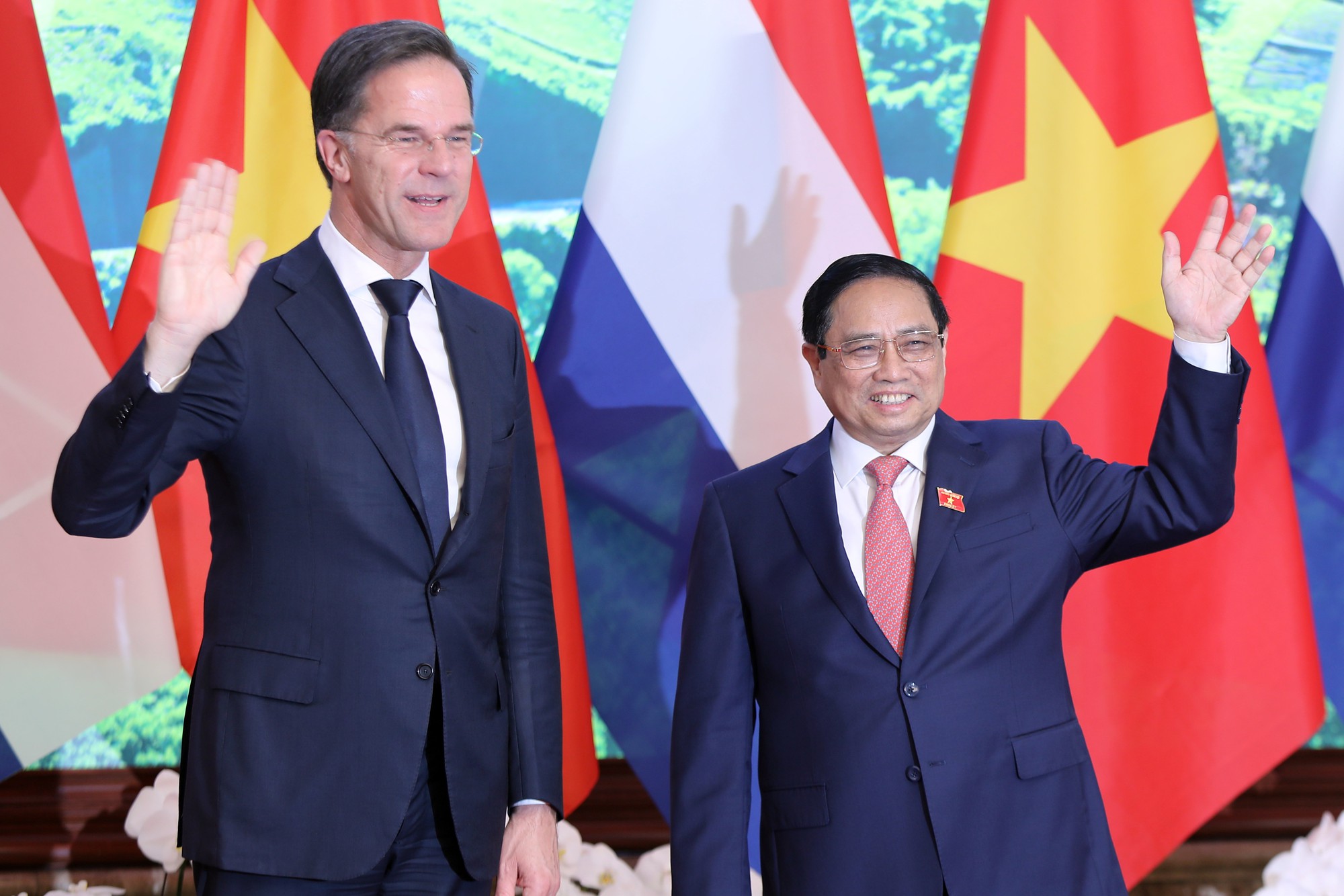 Thủ tướng Phạm Minh Chính chủ trì lễ đón Thủ tướng Hà Lan Mark Rutte - Ảnh 6. Thủ tướng Phạm Minh Chính chủ trì lễ đón Thủ tướng Hà Lan Mark Rutte - Ảnh 6.
