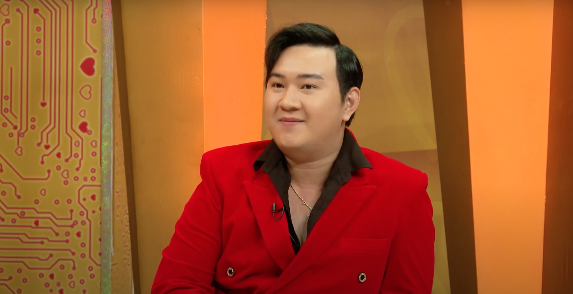 Hồng Vân 'sốc' trước nhạc sĩ trẻ đòi cưới vợ chỉ sau 1 ngày gặp gỡ - Ảnh 2. Hồng Vân 'sốc' trước nhạc sĩ trẻ đòi cưới vợ chỉ sau 1 ngày gặp gỡ - Ảnh 2.