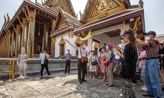Vì sao du lịch Thái Lan luôn là 'anh cả' Đông Nam Á, bỏ xa Việt Nam? - Ảnh 2.