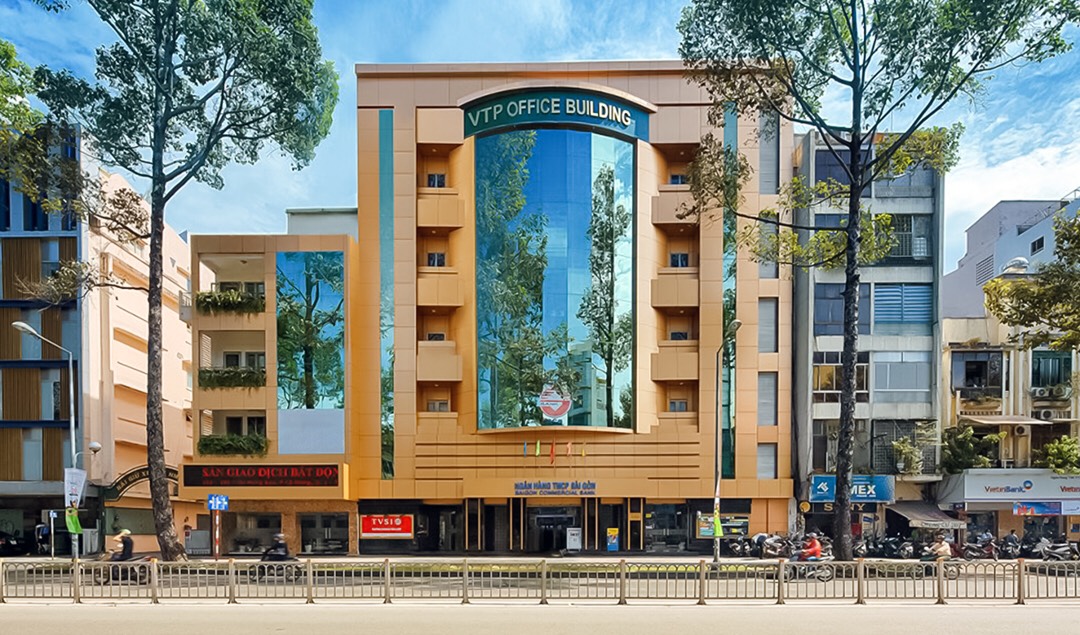 Nguyên Tổng giám đốc SCB thay bà Trương Mỹ Lan ôm 5,2 triệu USD tiền hối lộ - Ảnh 2. Nguyên Tổng giám đốc SCB thay bà Trương Mỹ Lan ôm 5,2 triệu USD tiền hối lộ - Ảnh 2.