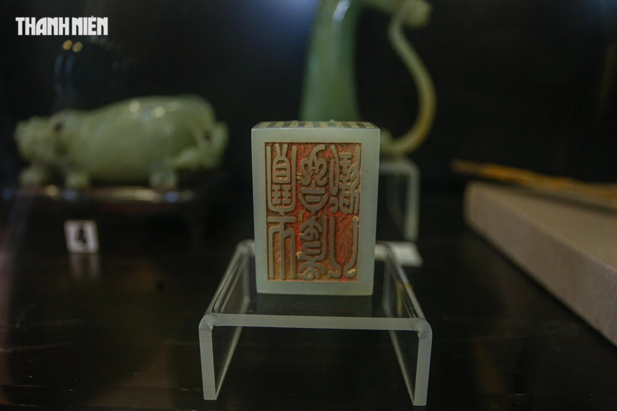 Chiêm ngưỡng hơn 70 món ngọc quý thời Nguyễn đang được trưng bày tại Huế - Ảnh 3.