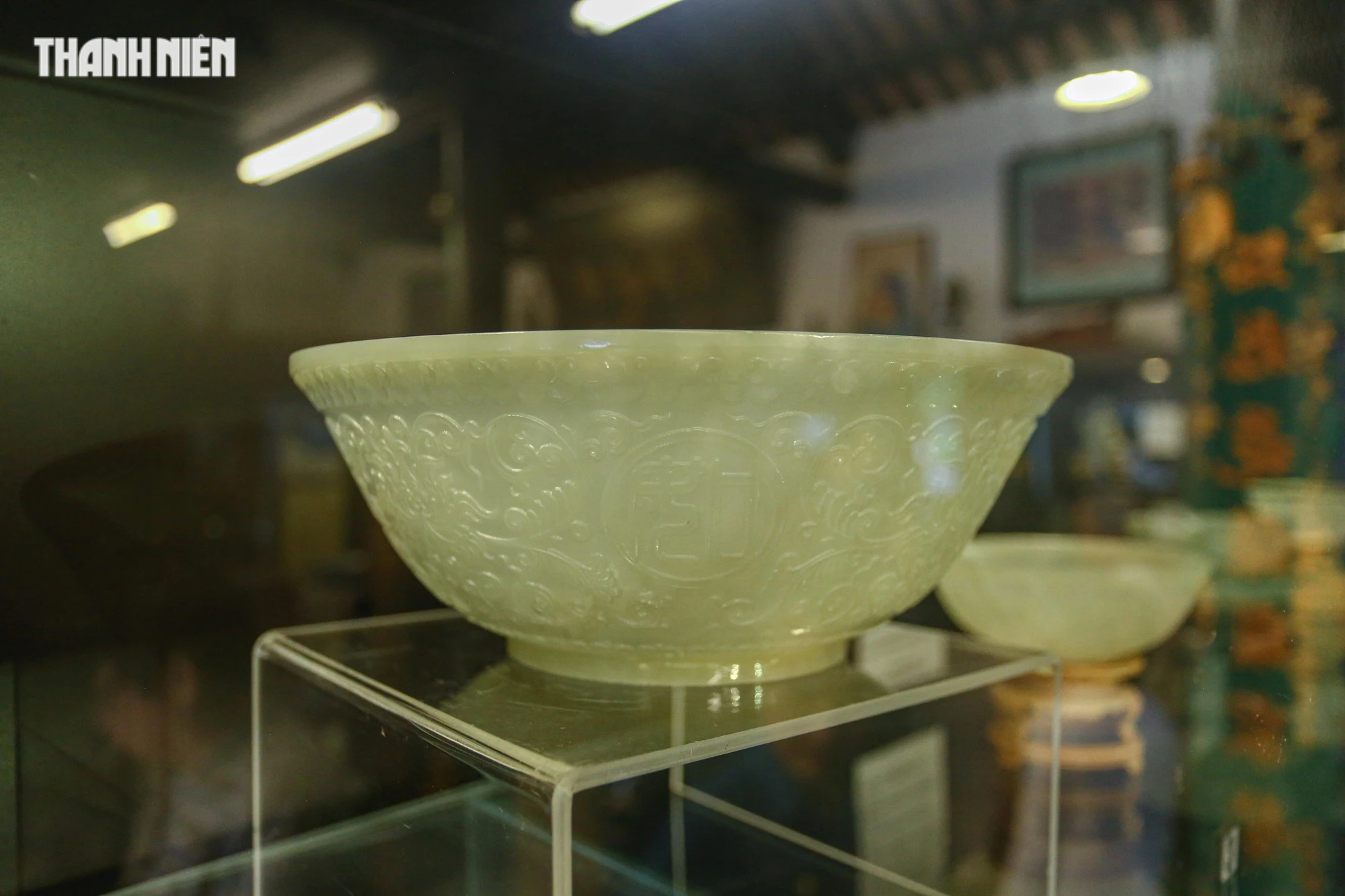 Chiêm ngưỡng hơn 70 món ngọc quý thời Nguyễn đang được trưng bày tại Huế - Ảnh 4.