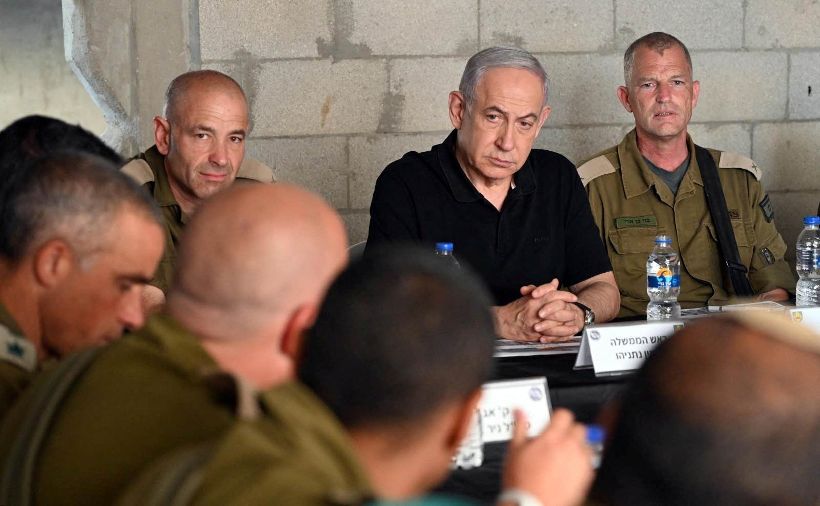 Thủ tướng Israel thuyết phục chính phủ ủng hộ thỏa thuận con tin với Hamas - Ảnh 1.