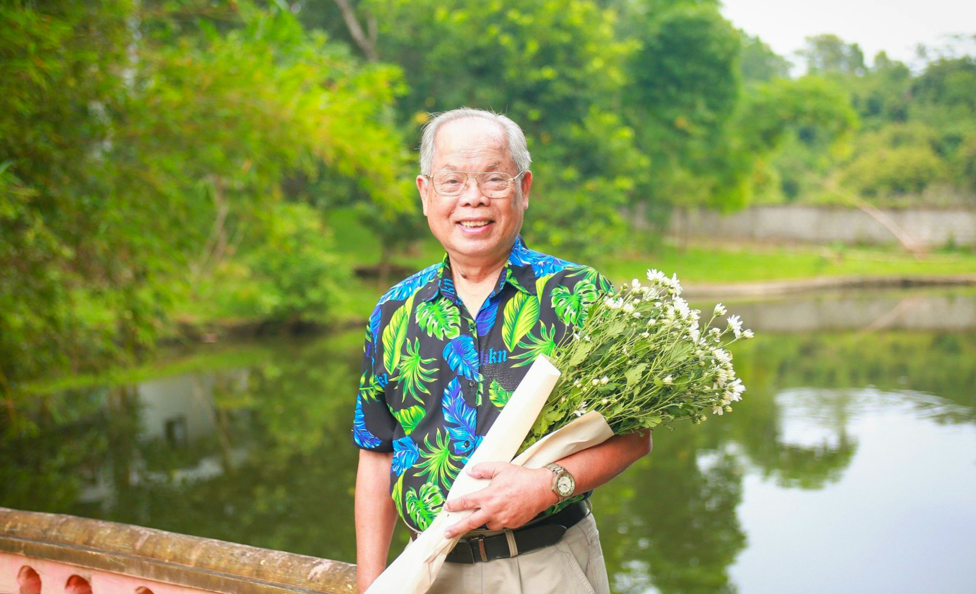 Vị Phó giáo sư già từng làm “dậy sóng” cộng đồng mạng với nghiên cứu bảng chữ viết mới - Ảnh 8.