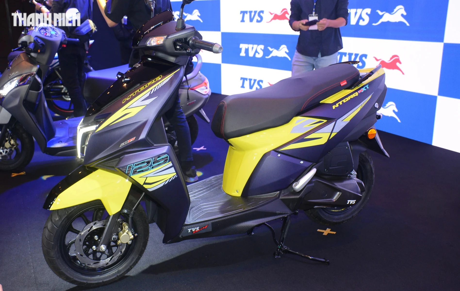 TVS Ntorq giá từ 32,9 triệu đồng, có gì để cạnh tranh Honda Vario 125? - Ảnh 4.