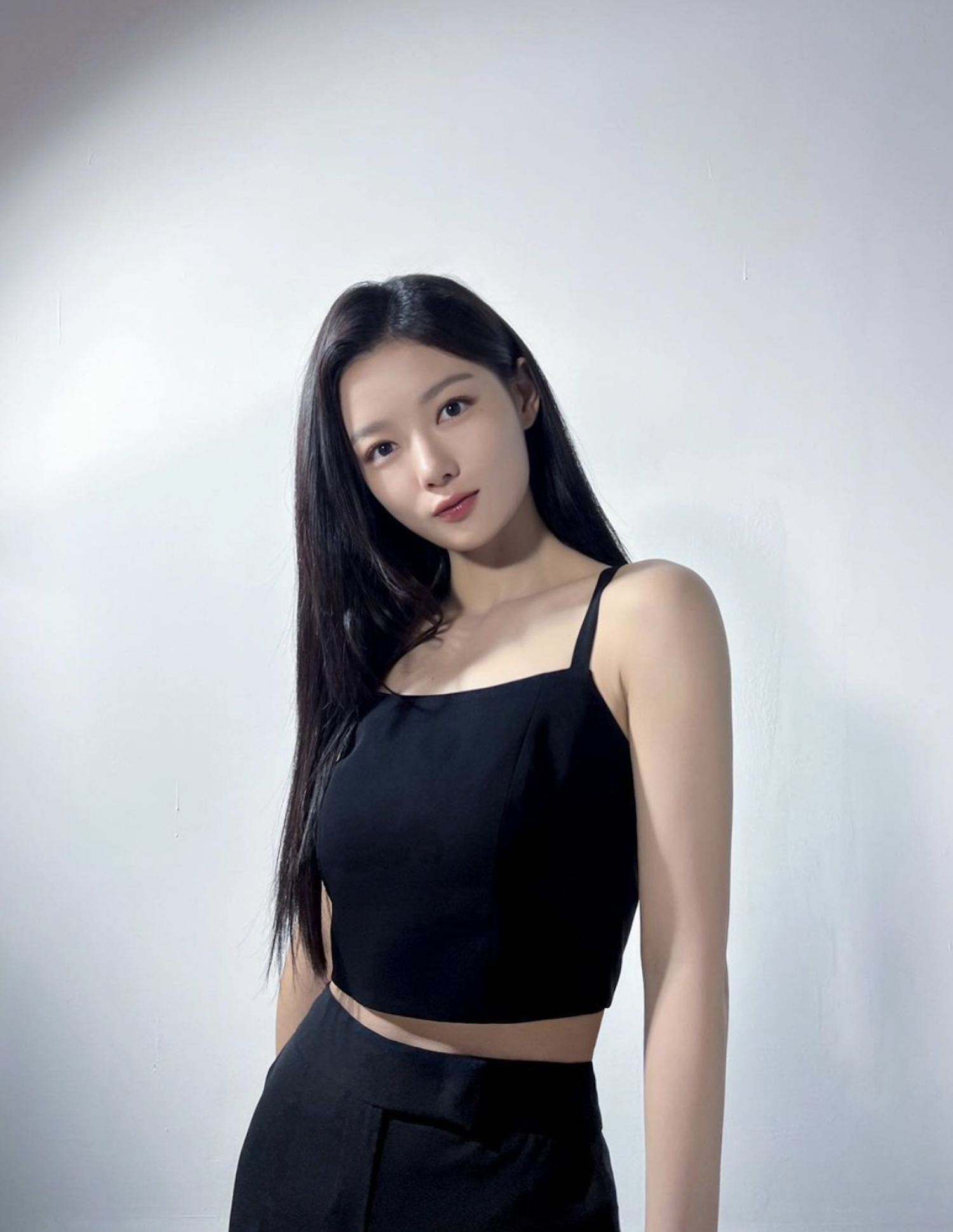 Sắc vóc quyến rũ của 'em gái quốc dân' Kim Yoo Jung ở tuổi 24 - Ảnh 12. Sắc vóc quyến rũ của 'em gái quốc dân' Kim Yoo Jung ở tuổi 24 - Ảnh 12.