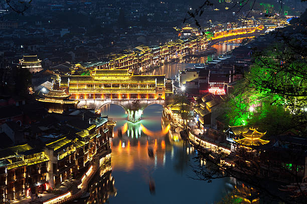 Phượng Hoàng cổ trấn: Điểm 'check in' lãng mạn khó quên - Ảnh 5. Phượng Hoàng cổ trấn: Điểm 'check in' lãng mạn khó quên - Ảnh 5.