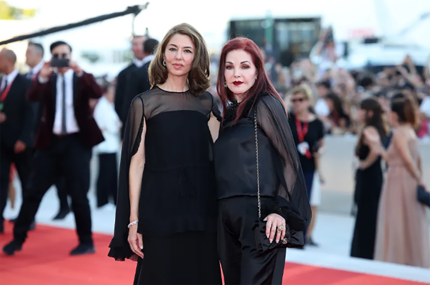Lisa Marie Presley chỉ trích kịch bản phim 'Priscilla' của Sofia Coppola trước khi qua đời - Ảnh 2. Lisa Marie Presley chỉ trích kịch bản phim 'Priscilla' của Sofia Coppola trước khi qua đời - Ảnh 2.