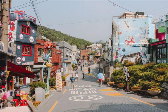 Làng văn hóa đầy màu sắc Gamcheon, Hàn Quốc - Ảnh 3.