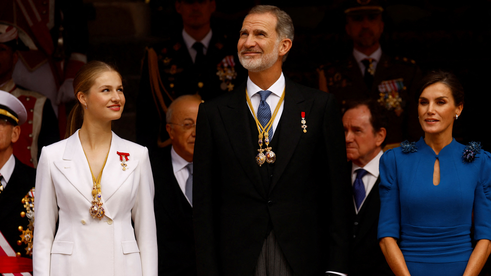 Nữ thân vương Tây Ban Nha sang tuổi 18, tuyên thệ trung thành với hiến pháp - Ảnh 1.
