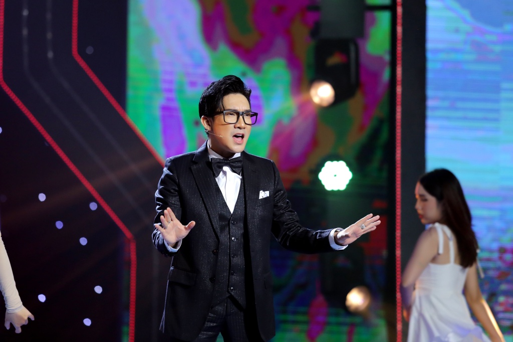 Quang Hà nhắc về sự cố lớn nhất trong sự nghiệp ca hát - Ảnh 2.
