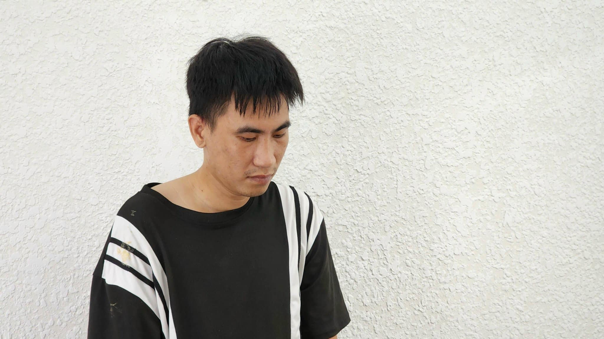 Vụ tống tiền bằng clip nóng: Thợ camera lợi dụng công ty vợ, lừa hàng loạt - Ảnh 2. Vụ tống tiền bằng clip nóng: Thợ camera lợi dụng công ty vợ, lừa hàng loạt - Ảnh 2.
