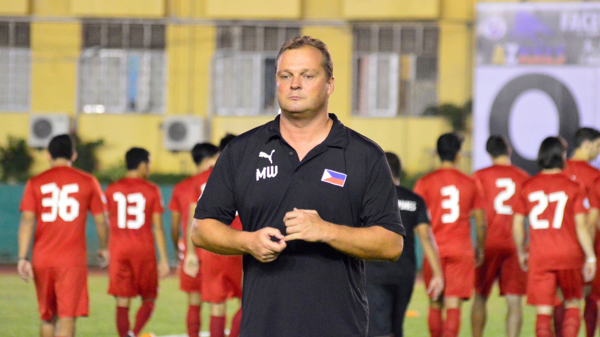 Báo chí Philippines kỳ vọng thủ môn Etheridge chặn được đội tuyển Việt Nam - Ảnh 3.