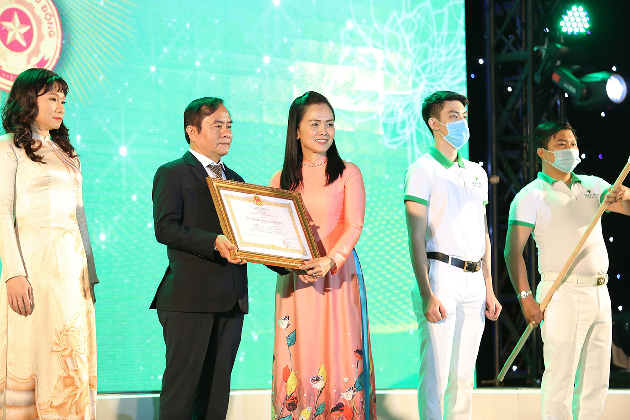 HOÀN MỸ SÀI GÒN ỨNG DỤNG ĐA DẠNG TIẾN BỘ ĐIỀU TRỊ TRONG KHÁM CHỮA BỆNH - Ảnh 1. HOÀN MỸ SÀI GÒN ỨNG DỤNG ĐA DẠNG TIẾN BỘ ĐIỀU TRỊ TRONG KHÁM CHỮA BỆNH - Ảnh 1.