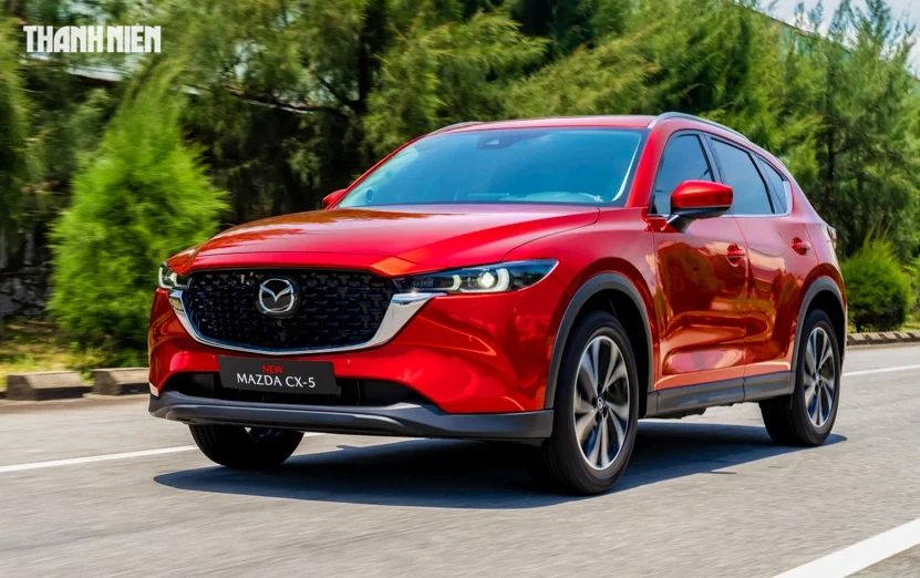 10 ô tô bán chạy nhất Việt Nam tháng 11.2023: Mazda CX-5 dẫn đầu, Toyota áp đảo - Ảnh 1.