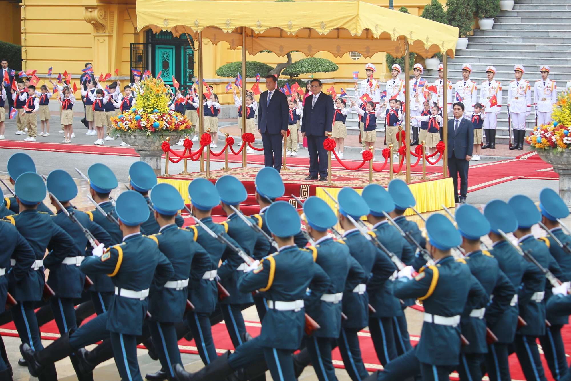 Thủ tướng Phạm Minh Chính chủ trì lễ đón Thủ tướng Campuchia Hun Manet - Ảnh 4.