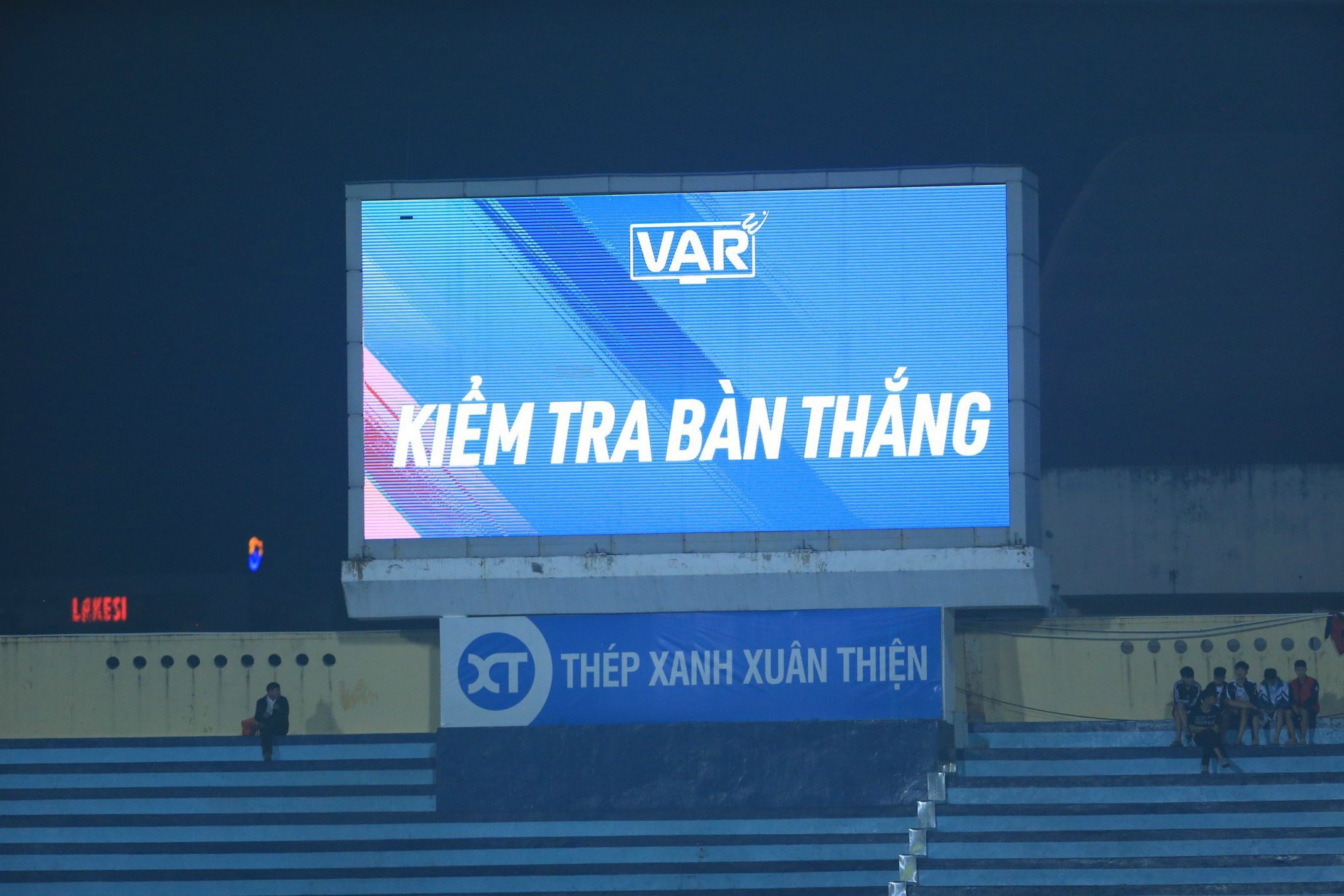 Sau sự cố nóng tại Ấn Độ, trọng tài Ngô Duy Lân bắt trận đinh V-League


 - Ảnh 2.