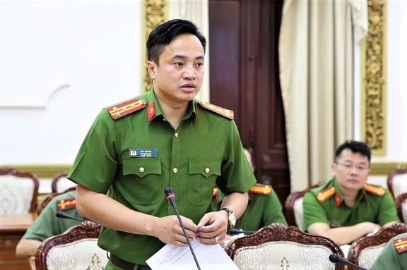 Phó Giám đốc Công an TP.HCM Mai Hoàng được thăng bậc hàm thiếu tướng - Ảnh 2.