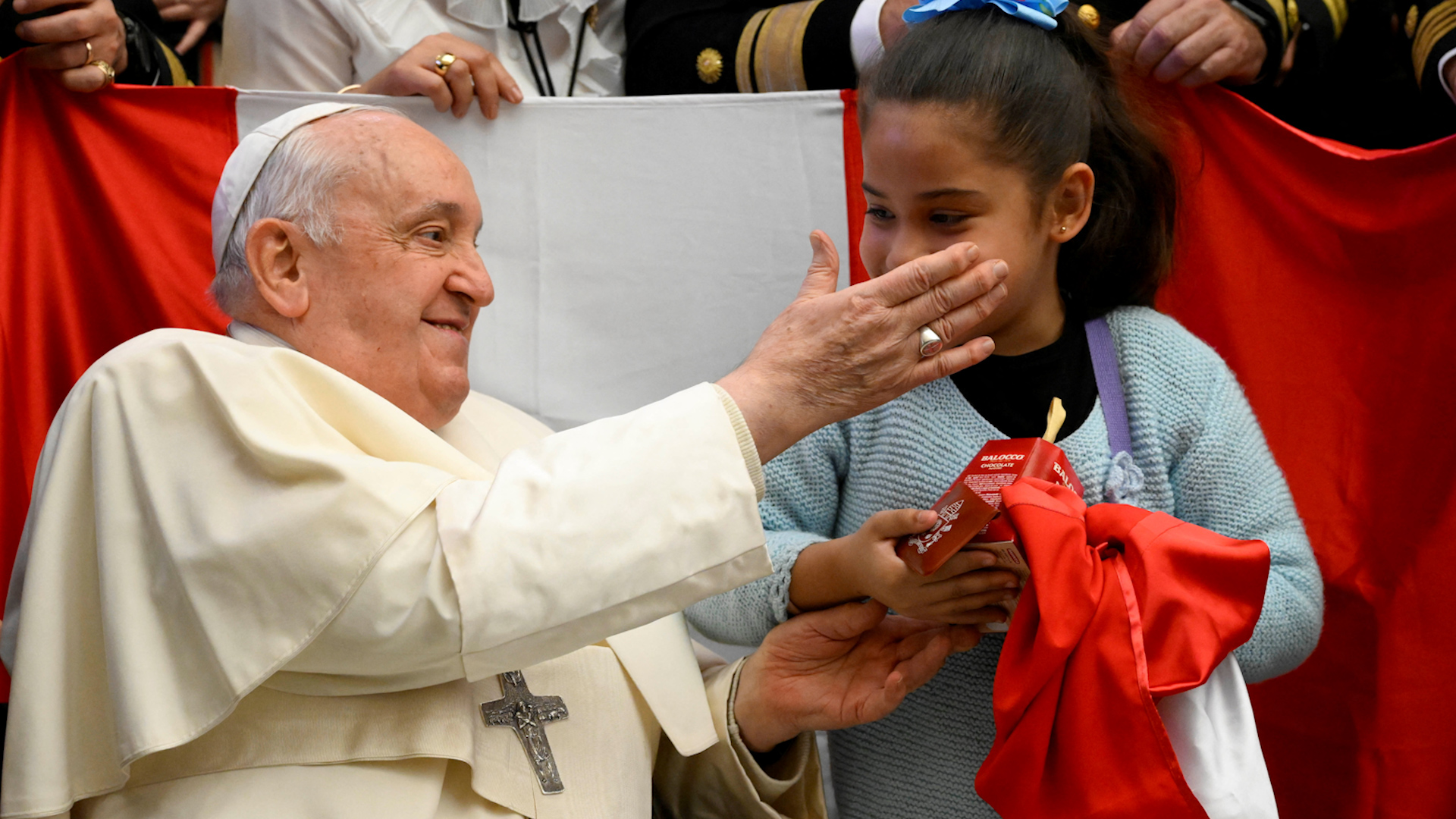 Giáo hoàng Francis lên kế hoạch cho hậu sự, muốn chôn cất ngoài thành Vatican - Ảnh 1.