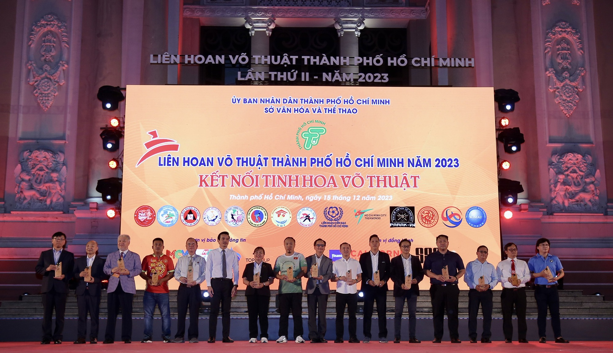 Đã mắt với những đòn thế độc đáo tại Liên hoan võ thuật TP.HCM 2023 - Ảnh 1.