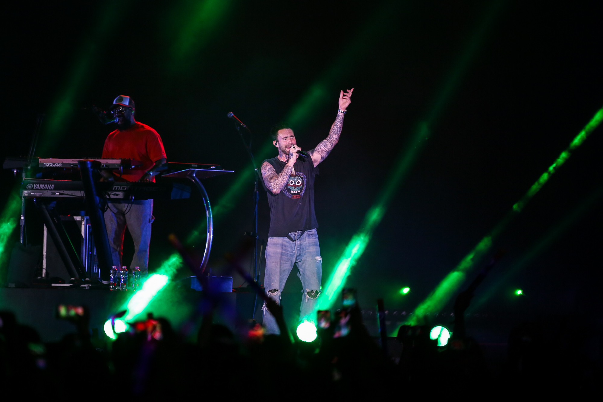 Maroon 5 bùng nổ tại đêm diễn ở Phú Quốc, hứa hẹn sẽ trở lại Việt Nam - Ảnh 10.