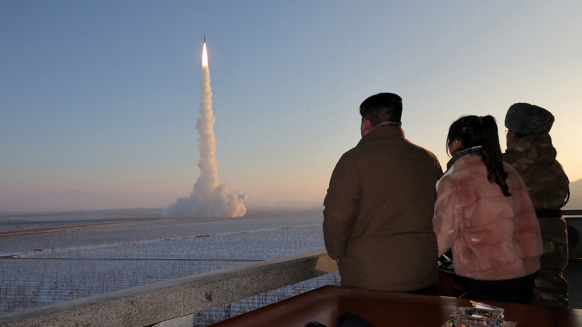 Triều Tiên xác nhận phóng tên lửa để ‘đáp trả quyết định sai lầm của Mỹ’ - Ảnh 1.