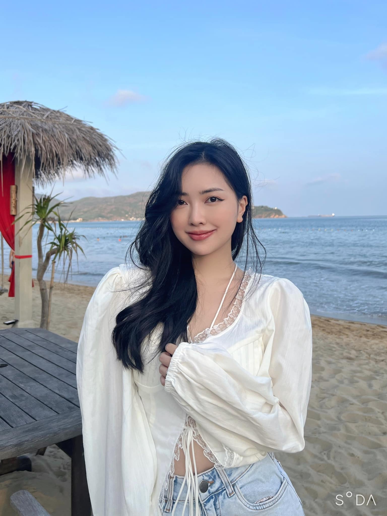 Nhan sắc hot girl Chu Thanh Huyền, Doãn Hải My... nên duyên với cầu thủ Việt  - Ảnh 6.