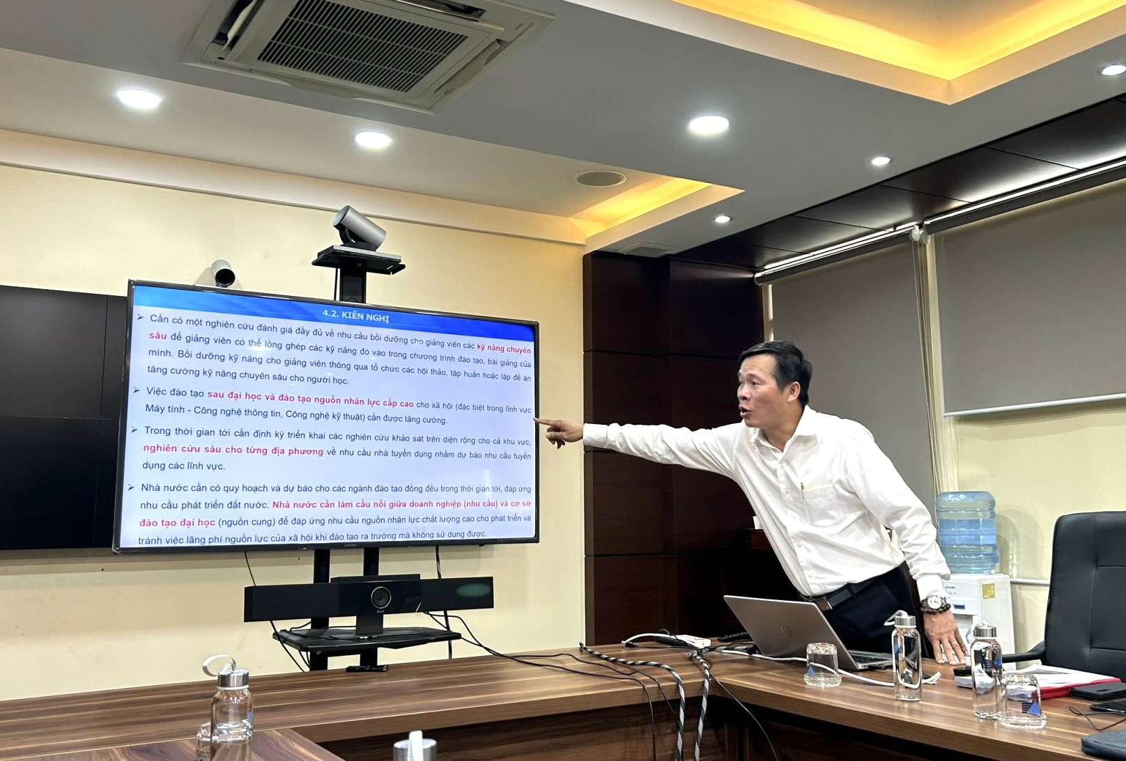 Lương khởi điểm người có bằng đại học đa số ở mức 5-10 triệu đồng/tháng- Ảnh 1. Lương khởi điểm người có bằng đại học đa số ở mức 5-10 triệu đồng/tháng- Ảnh 1.