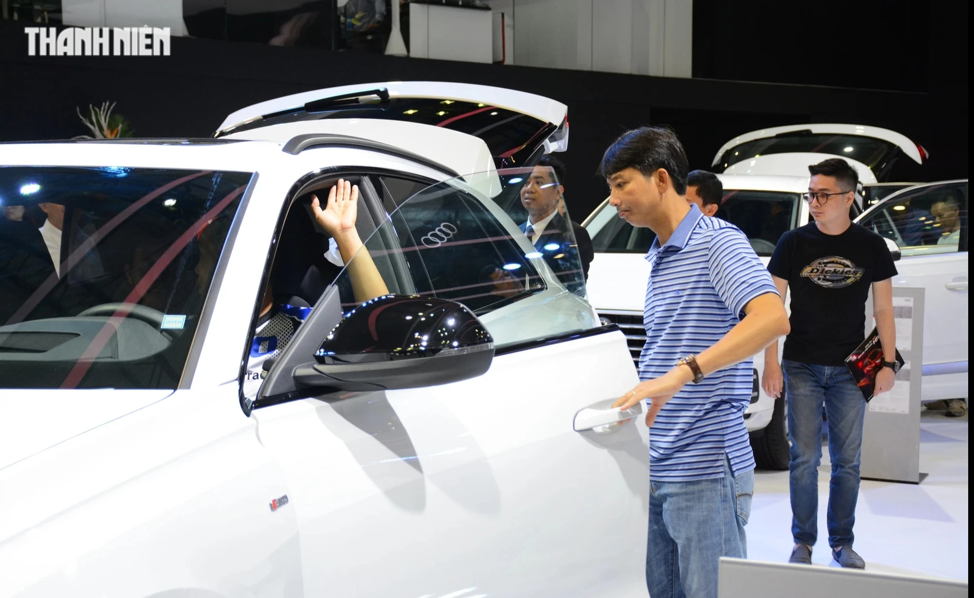 Những chính sách tác động đến thị trường, người dùng ô tô tại Việt Nam năm 2023- Ảnh 1.