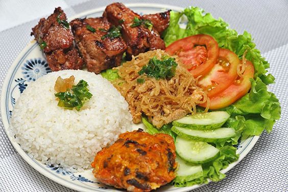 Thử ngay ẩm thực Sài Gòn với top 5 món ăn đặc sắc- Ảnh 1.
